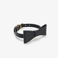 Cargar la imagen en la vista de la galería, Leather dog collar "Caviar" XXS black with bow, CHOUCHOÚ