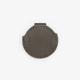 Cargar la imagen en la vista de la galería, Leather holder for dogs "Classy" for AirTag, red, CHOUCHOÚ