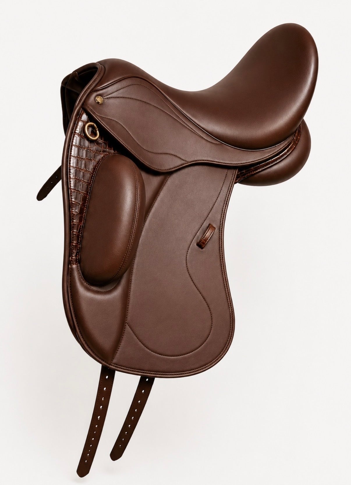 Signature Dressage Saddle