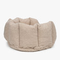 Carica l'immagine nel visualizzatore della galleria, Luxury Orthopedic Dog Bed — Shell Teddy Collection — Premium Comfort Pet Bed | CHOUCHOÚ®

